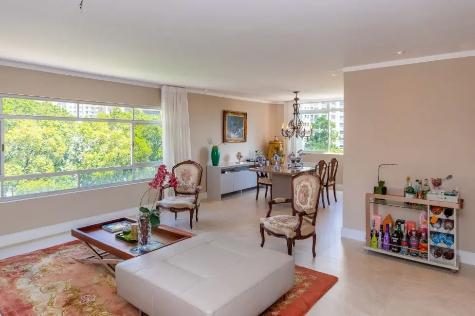 Foto 2 de Apartamento com 4 quartos à venda, 185m2 em Moema, São Paulo - SP
