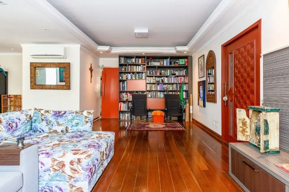Apartamento com 4 quartos à venda, 167m2 em Moema, São Paulo - SP - imagem 3 Foto 3 de Apartamento com 4 quartos à venda, 167m2 em Moema, São Paulo - SP