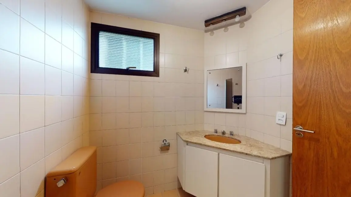 Foto 4 de Apartamento com 4 quartos à venda, 196m2 em Itaim Bibi, São Paulo - SP