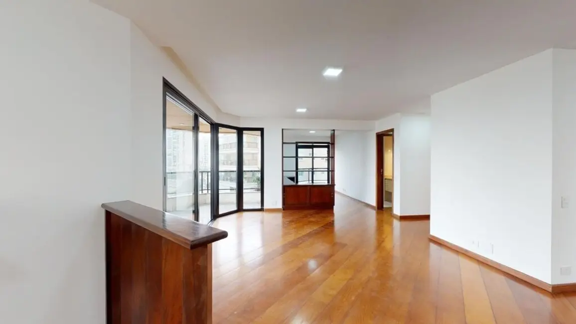Apartamento com 3 quartos à venda, 184m2 em Aclimação, São Paulo - SP - imagem 7 Foto 7 de Apartamento com 3 quartos à venda, 184m2 em Aclimação, São Paulo - SP