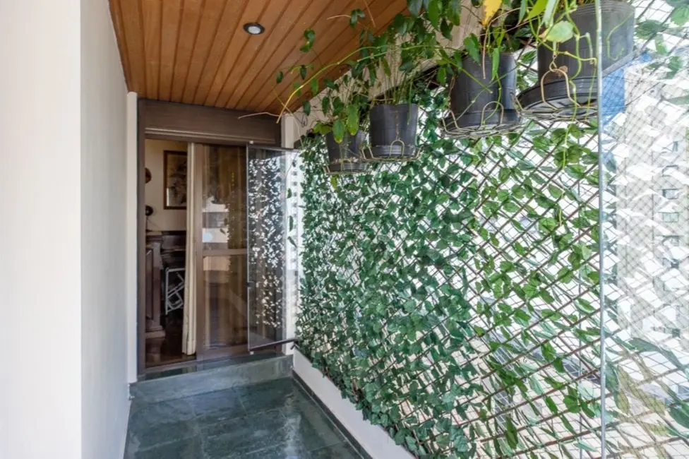 Apartamento com 3 quartos à venda, 156m2 em Moema, São Paulo - SP - imagem 3 Foto 3 de Apartamento com 3 quartos à venda, 156m2 em Moema, São Paulo - SP