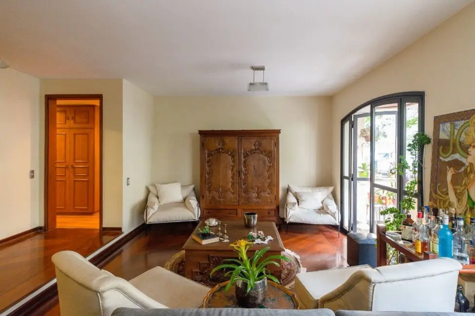 Apartamento com 4 quartos à venda, 185m2 em Moema, São Paulo - SP - imagem 7 Foto 7 de Apartamento com 4 quartos à venda, 185m2 em Moema, São Paulo - SP