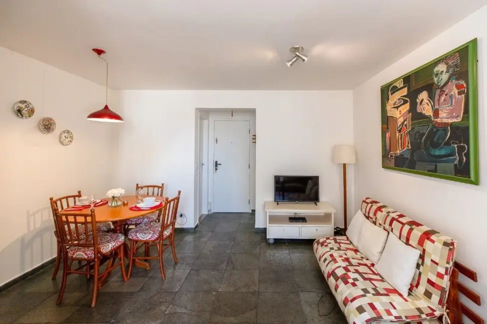 Foto 3 de Apartamento com 2 quartos à venda, 77m2 em Moema, São Paulo - SP