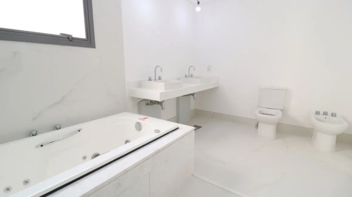 Apartamento com 4 quartos à venda, 244m2 em Vila Clementino, São Paulo - SP - imagem 8 Foto 8 de Apartamento com 4 quartos à venda, 244m2 em Vila Clementino, São Paulo - SP