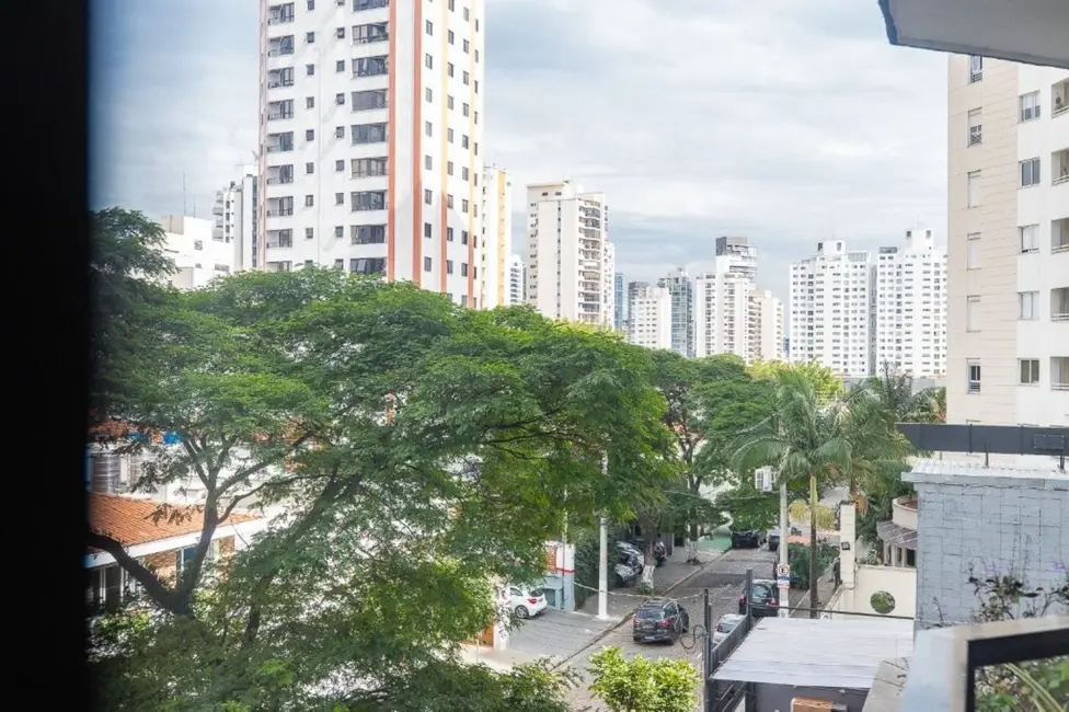 Apartamento com 3 quartos à venda, 140m2 em Vila Nova Conceição, São Paulo - SP - imagem 8 Foto 8 de Apartamento com 3 quartos à venda, 140m2 em Vila Nova Conceição, São Paulo - SP