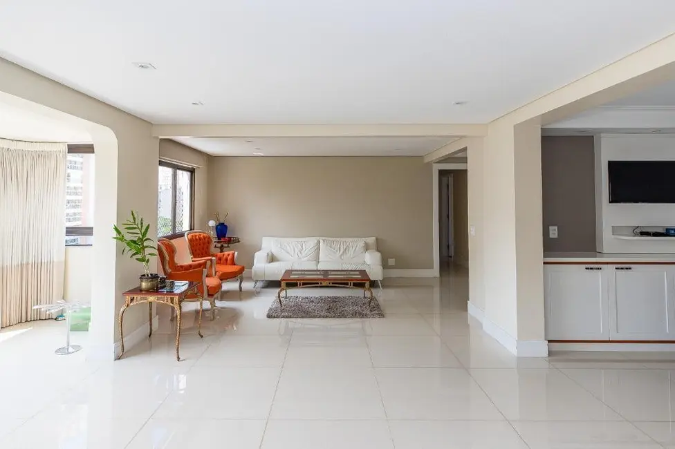 Foto 2 de Apartamento com 4 quartos à venda, 196m2 em Indianópolis, São Paulo - SP