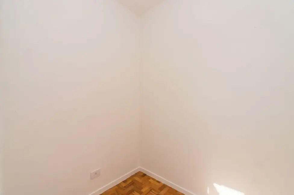 Apartamento com 3 quartos à venda, 102m2 em Moema, São Paulo - SP - imagem 2 Foto 2 de Apartamento com 3 quartos à venda, 102m2 em Moema, São Paulo - SP