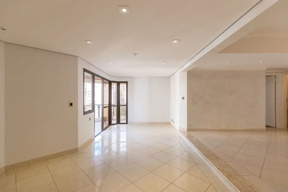 Foto 2 de Apartamento com 4 quartos à venda, 156m2 em Moema, São Paulo - SP