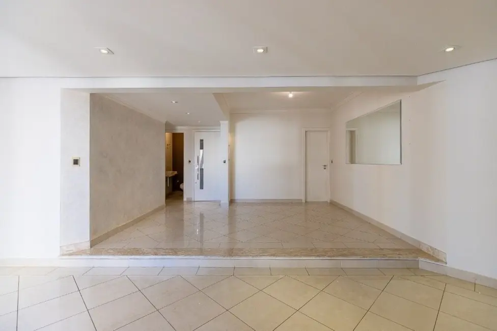 Foto 8 de Apartamento com 4 quartos à venda, 156m2 em Moema, São Paulo - SP