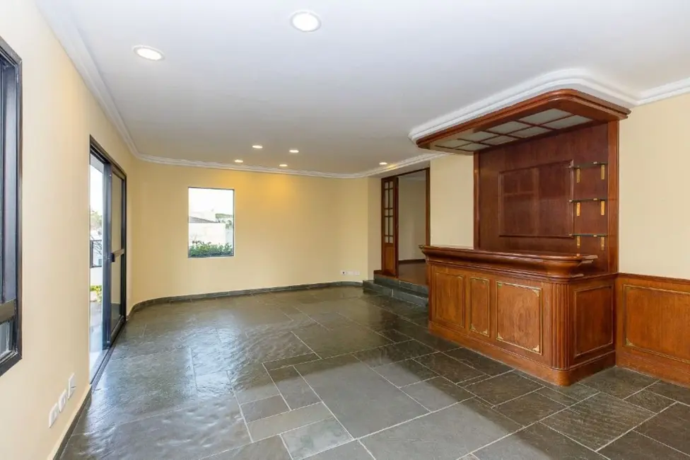 Foto 8 de Apartamento com 5 quartos à venda, 220m2 em Moema, São Paulo - SP