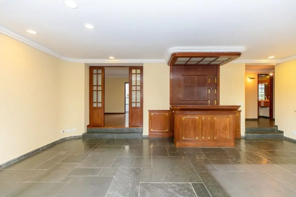 Foto 9 de Apartamento com 5 quartos à venda, 220m2 em Moema, São Paulo - SP