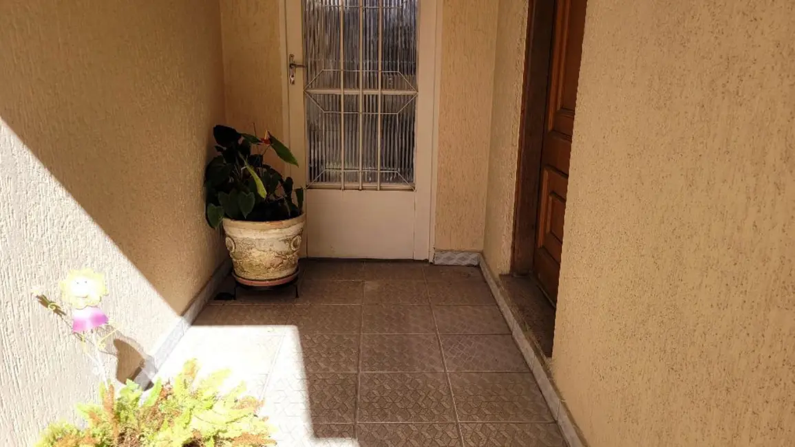 Casa com 2 quartos à venda, 102m2 em São Judas, São Paulo - SP - imagem 4 Foto 4 de Casa com 2 quartos à venda, 102m2 em São Judas, São Paulo - SP