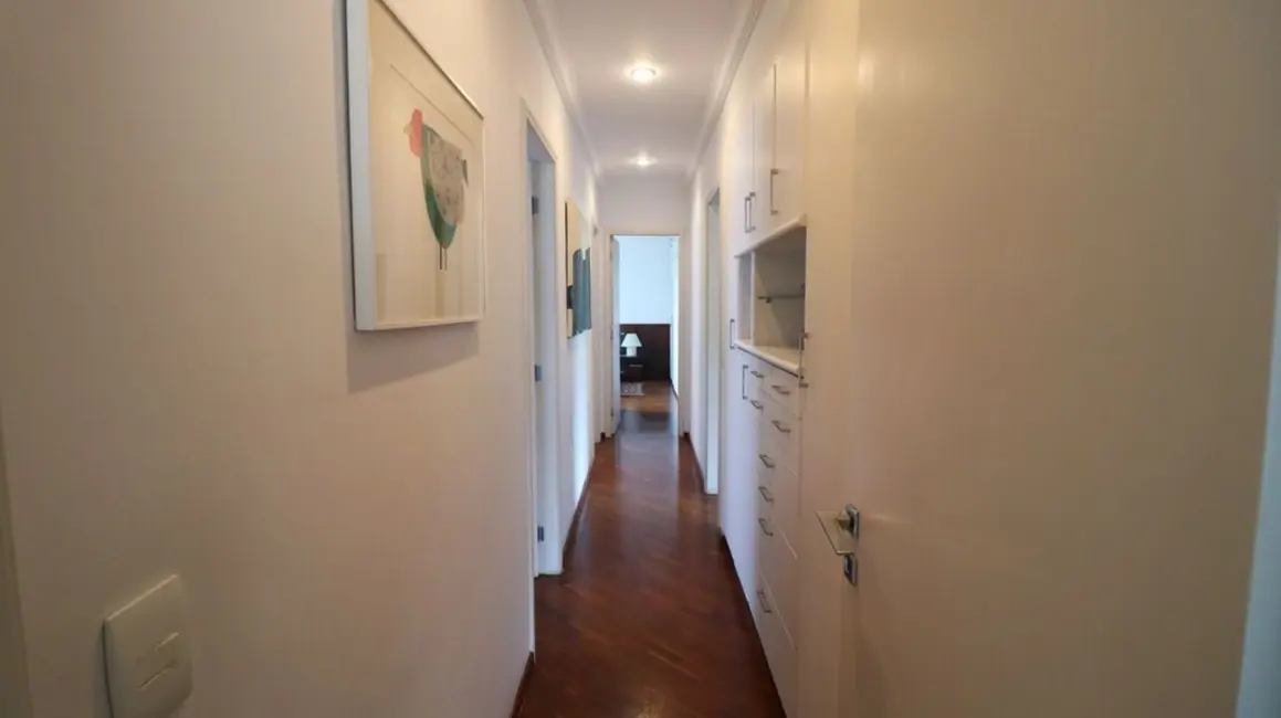 Apartamento com 3 quartos à venda, 165m2 em Itaim Bibi, São Paulo - SP - imagem 5 Foto 5 de Apartamento com 3 quartos à venda, 165m2 em Itaim Bibi, São Paulo - SP