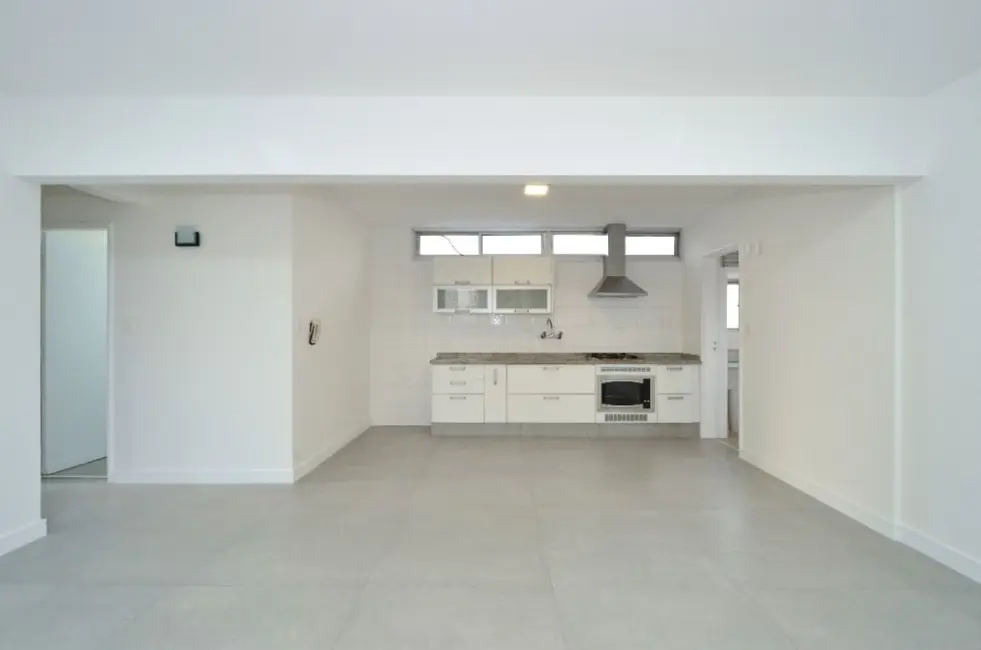 Foto 4 de Apartamento com 2 quartos à venda, 86m2 em Moema, São Paulo - SP