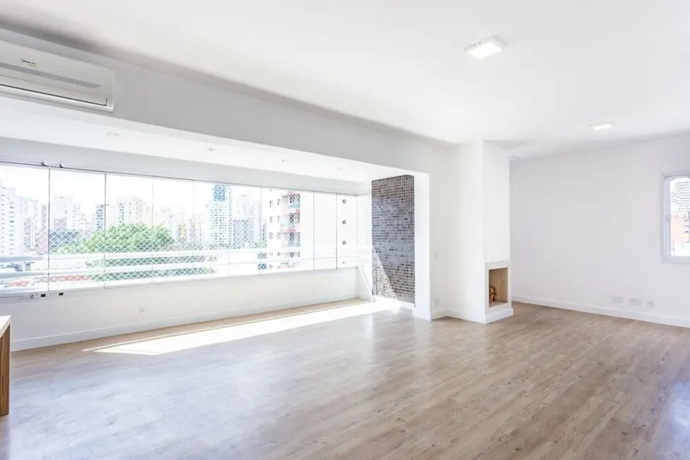 Apartamento com 2 quartos à venda, 137m2 em Vila Olímpia, São Paulo - SP - imagem 1 Foto 1 de Apartamento com 2 quartos à venda, 137m2 em Vila Olímpia, São Paulo - SP