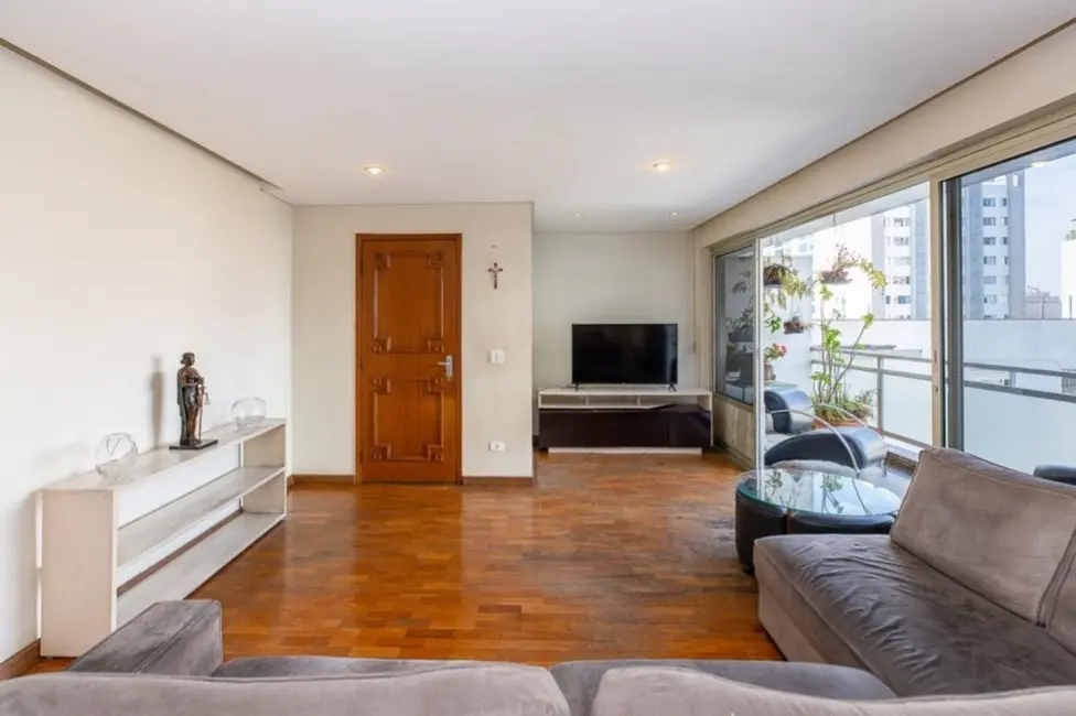 Foto 2 de Apartamento com 3 quartos à venda, 153m2 em Moema, São Paulo - SP