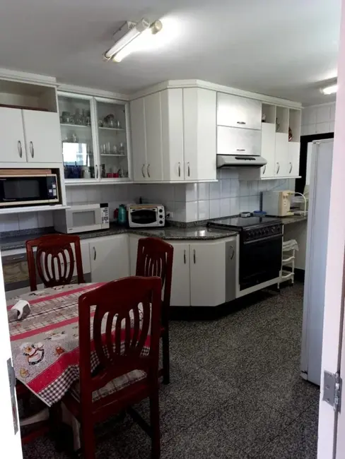 Apartamento com 3 quartos à venda, 214m2 em Tatuapé, São Paulo - SP - imagem 9 Foto 9 de Apartamento com 3 quartos à venda, 214m2 em Tatuapé, São Paulo - SP