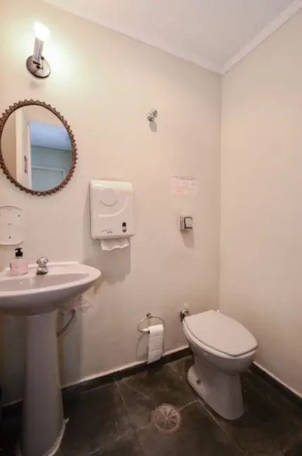 Casa com 1 quarto à venda, 130m2 em Vila Clementino, São Paulo - SP - imagem 6 Foto 6 de Casa com 1 quarto à venda, 130m2 em Vila Clementino, São Paulo - SP