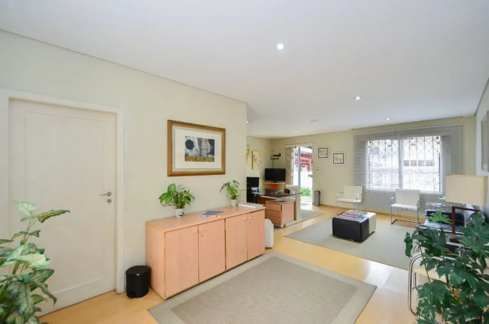 Casa com 1 quarto à venda, 130m2 em Vila Clementino, São Paulo - SP - imagem 4 Foto 4 de Casa com 1 quarto à venda, 130m2 em Vila Clementino, São Paulo - SP