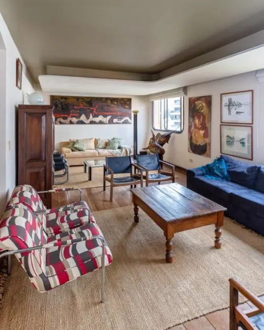 Foto 3 de Apartamento com 3 quartos à venda, 210m2 em Moema, São Paulo - SP