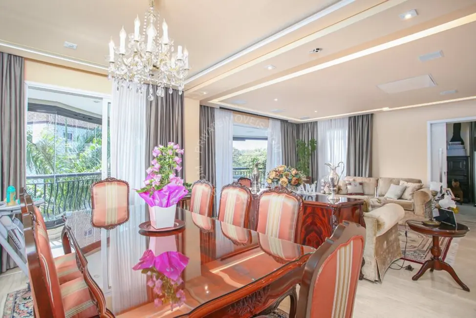 Foto 3 de Apartamento com 3 quartos à venda, 288m2 em Vila Nova Conceição, São Paulo - SP