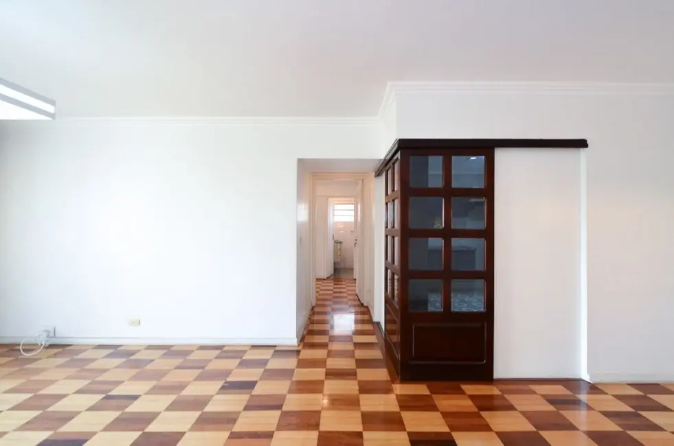 Apartamento com 2 quartos à venda, 132m2 em Moema, São Paulo - SP - imagem 5 Foto 5 de Apartamento com 2 quartos à venda, 132m2 em Moema, São Paulo - SP