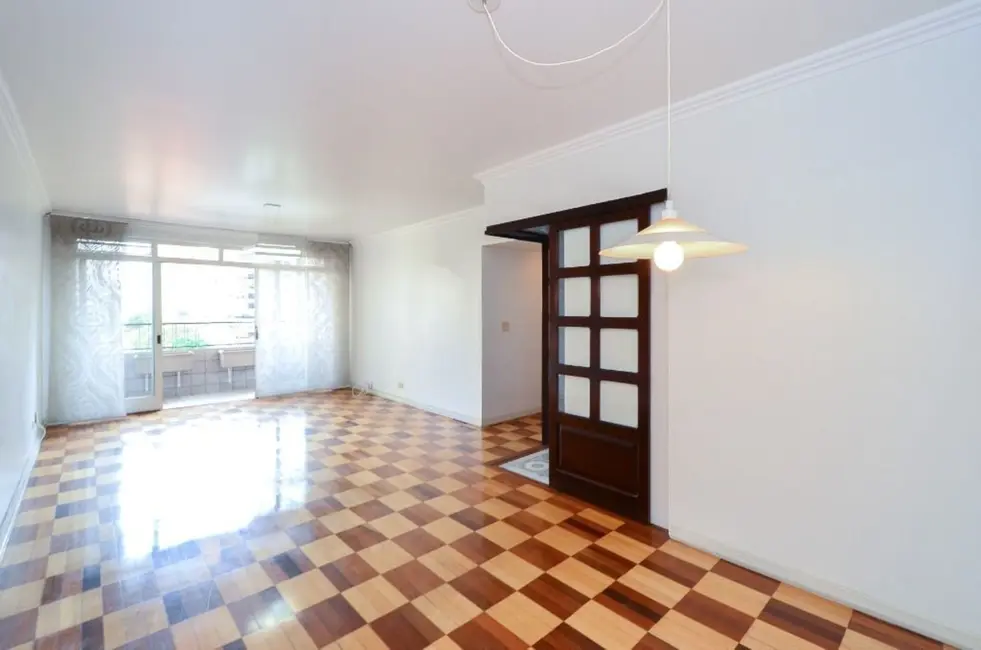 Apartamento com 2 quartos à venda, 132m2 em Moema, São Paulo - SP - imagem 2 Foto 2 de Apartamento com 2 quartos à venda, 132m2 em Moema, São Paulo - SP