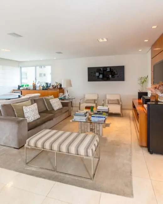 Apartamento com 4 quartos à venda, 240m2 em Campo Belo, São Paulo - SP - imagem 3 Foto 3 de Apartamento com 4 quartos à venda, 240m2 em Campo Belo, São Paulo - SP