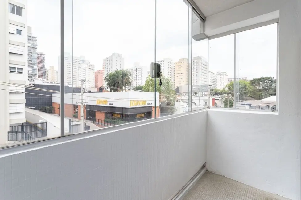 Foto 2 de Apartamento com 3 quartos à venda, 140m2 em Jardim América, São Paulo - SP