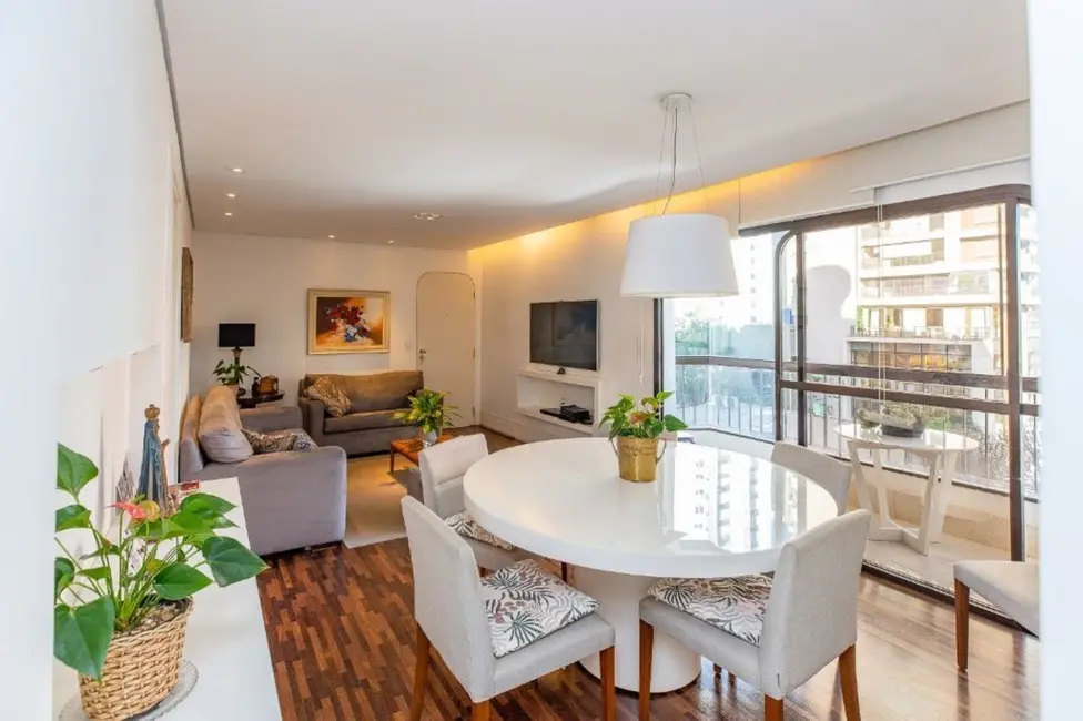 Foto 6 de Apartamento com 3 quartos à venda, 120m2 em Moema, São Paulo - SP