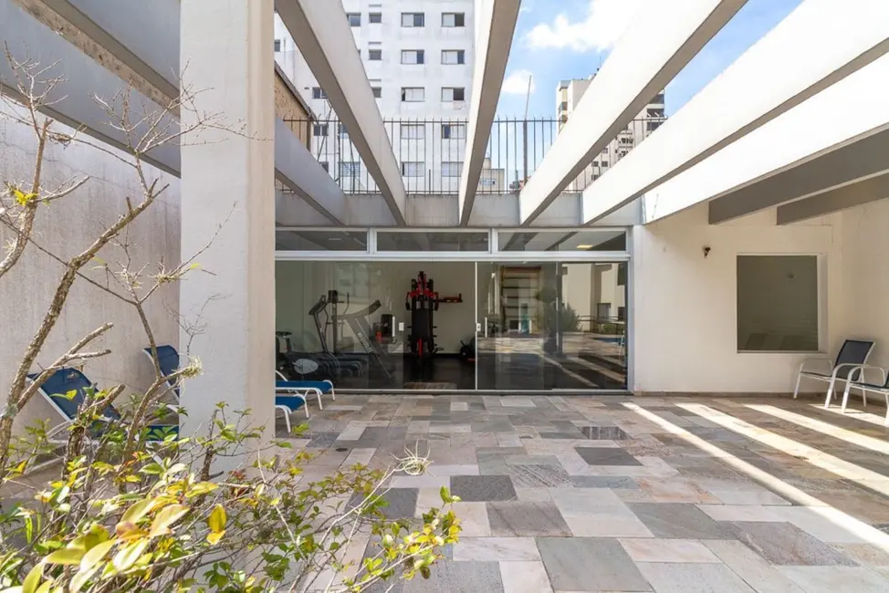 Apartamento com 4 quartos à venda, 243m2 em Moema, São Paulo - SP - imagem 2 Foto 2 de Apartamento com 4 quartos à venda, 243m2 em Moema, São Paulo - SP