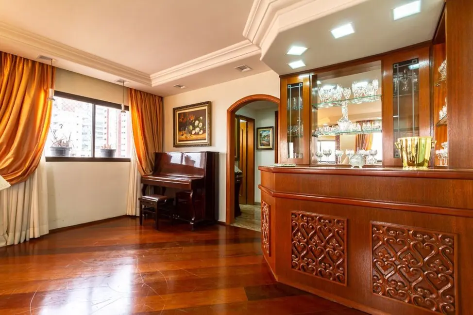 Foto 4 de Apartamento com 4 quartos à venda, 215m2 em Tatuapé, São Paulo - SP