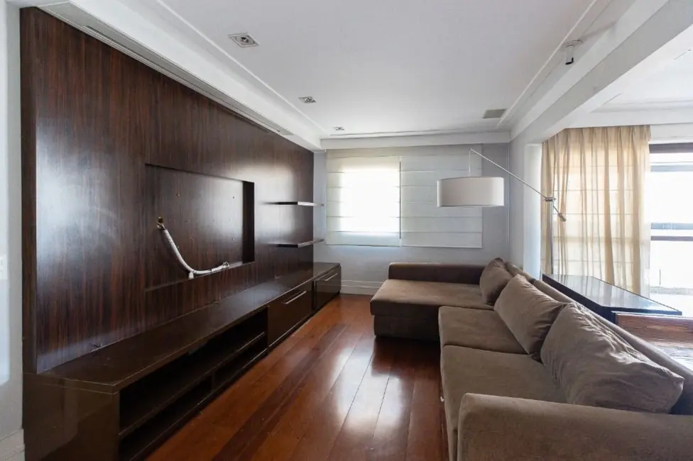 Foto 5 de Apartamento com 3 quartos à venda, 230m2 em Moema, São Paulo - SP