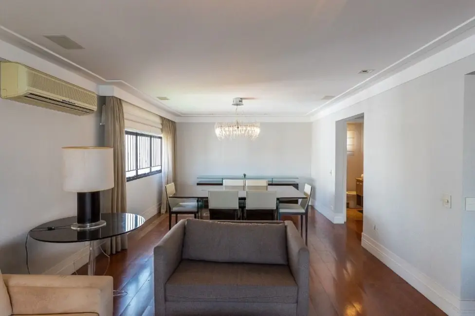 Foto 8 de Apartamento com 3 quartos à venda, 230m2 em Moema, São Paulo - SP