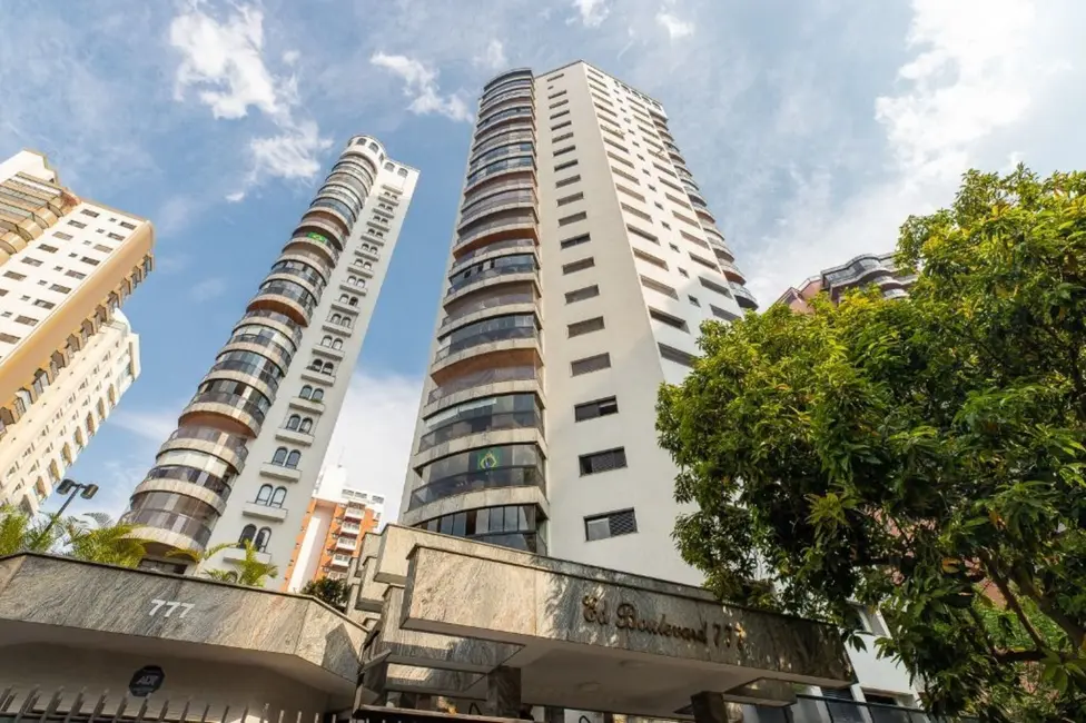 Apartamento com 3 quartos à venda, 190m2 em Moema, São Paulo - SP - imagem 1 Foto 1 de Apartamento com 3 quartos à venda, 190m2 em Moema, São Paulo - SP