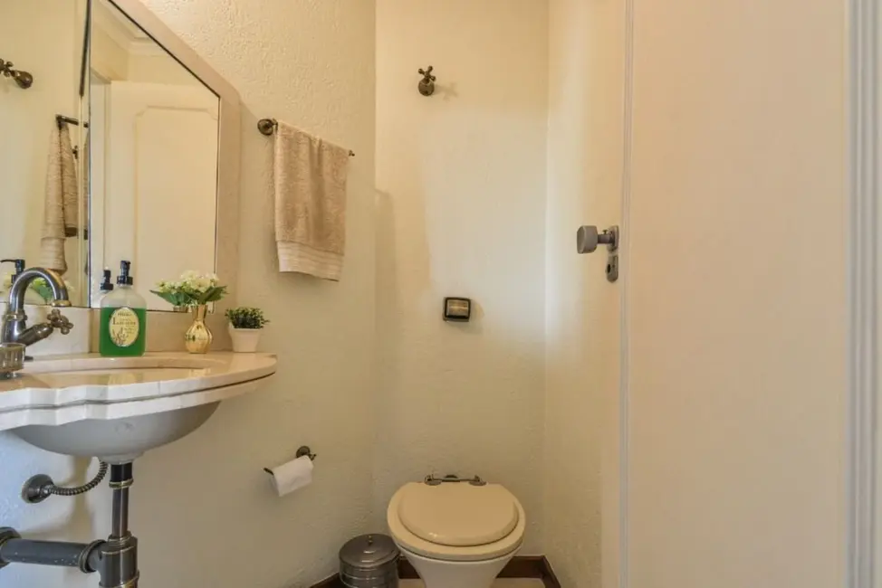 Foto 9 de Apartamento com 3 quartos à venda, 110m2 em Campo Belo, São Paulo - SP