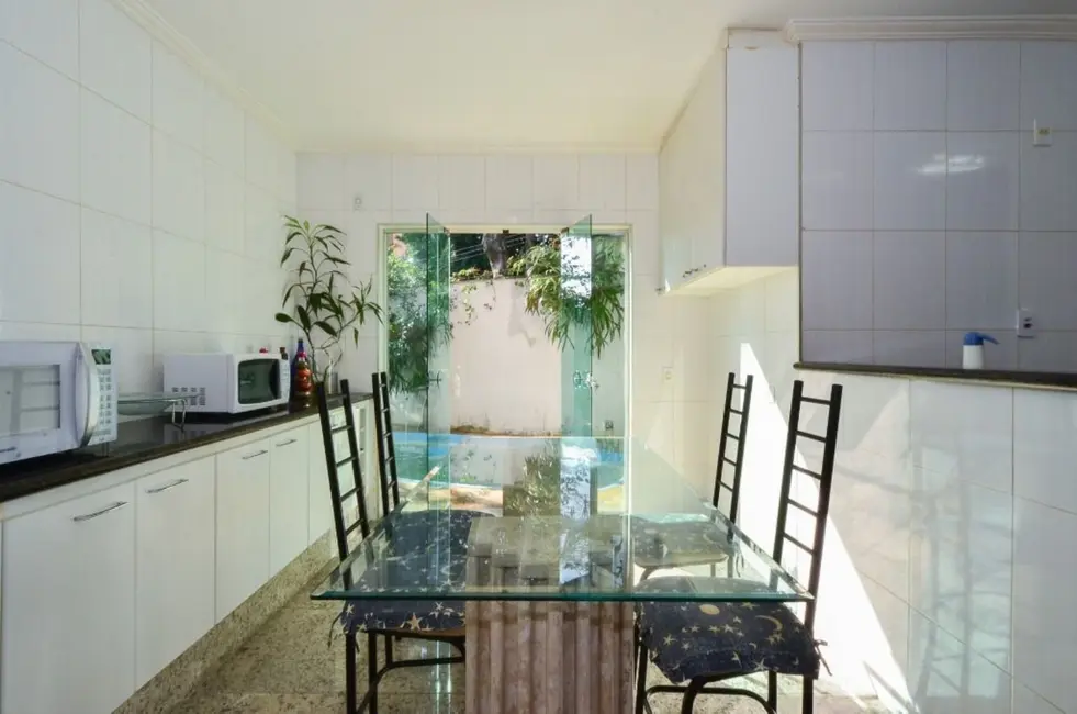 Foto 8 de Casa com 3 quartos à venda, 350m2 em Jardim Textil, São Paulo - SP
