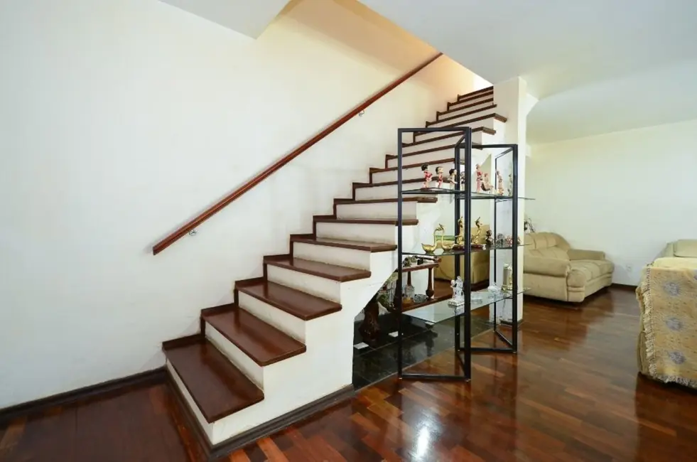 Foto 4 de Casa com 3 quartos à venda, 350m2 em Jardim Textil, São Paulo - SP