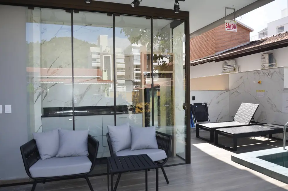 Foto 2 de Apartamento com 3 quartos à venda, 76m2 em Governador Celso Ramos - SC