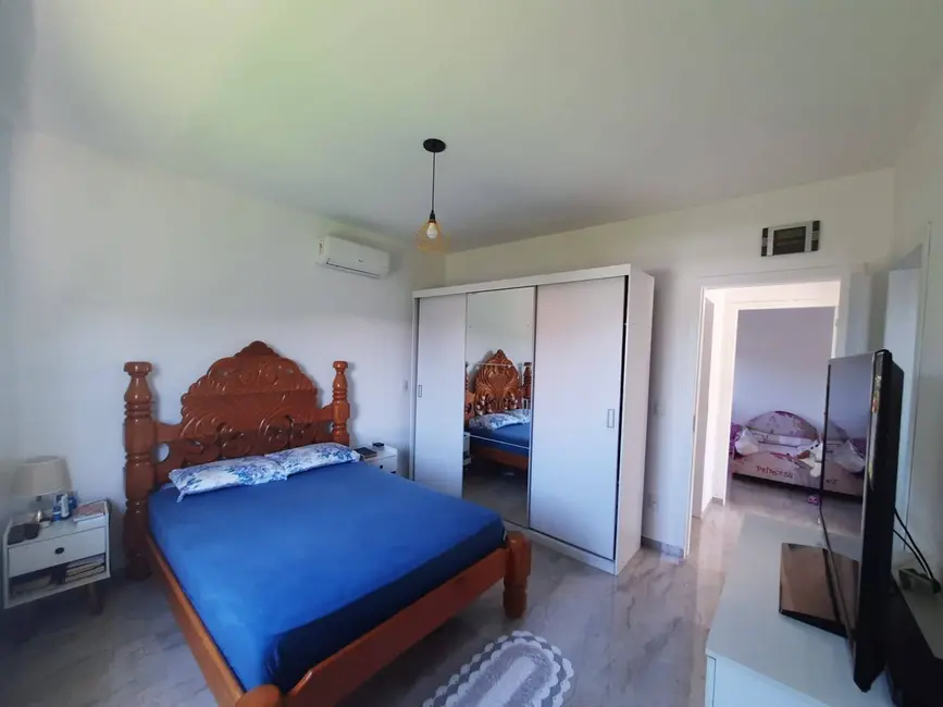 Foto 4 de Casa com 3 quartos à venda, 80m2 em Governador Celso Ramos - SC