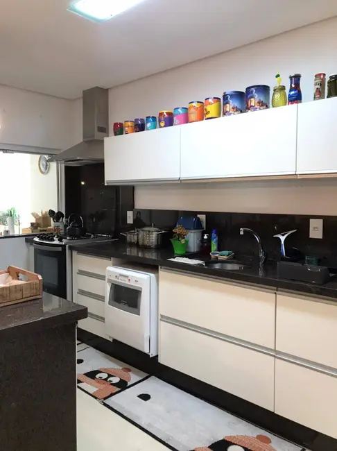 Foto 4 de Apartamento com 4 quartos à venda, 243m2 em Bombinhas - SC