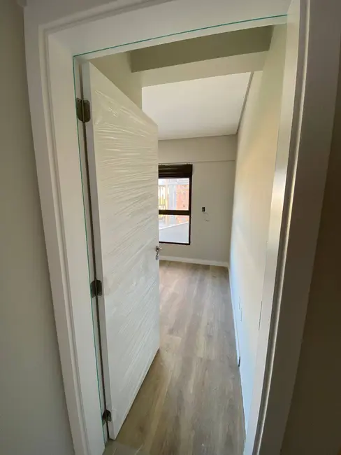 Foto 9 de Apartamento com 3 quartos à venda, 80m2 em Governador Celso Ramos - SC