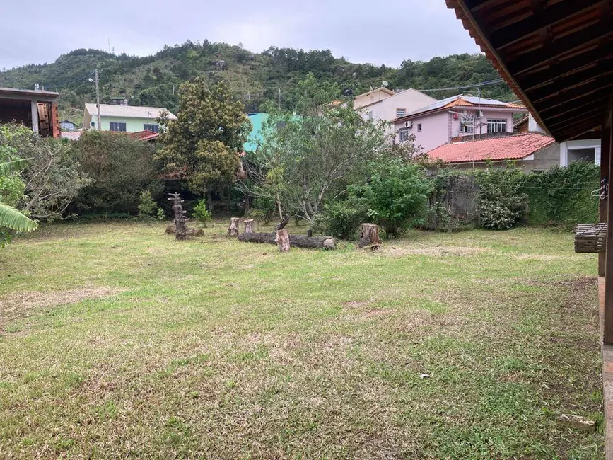 Foto 8 de Casa com 4 quartos à venda, 309m2 em Governador Celso Ramos - SC