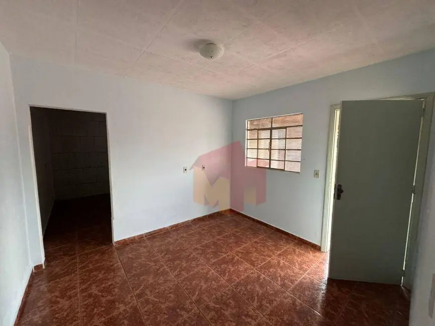 Casa com 3 quartos à venda, 300m2 em Jardim Thelja, Americana - SP - imagem 4 Foto 4 de Casa com 3 quartos à venda, 300m2 em Jardim Thelja, Americana - SP