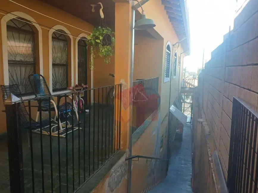 Foto 5 de Casa com 4 quartos à venda, 300m2 em Jardim Santa Rosa, Nova Odessa - SP