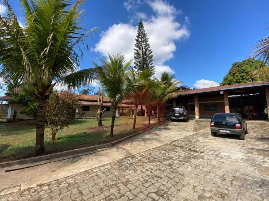 Chácara com 4 quartos à venda, 1800m2 em Balneário Riviera, Americana - SP - imagem 1 Foto 1 de Chácara com 4 quartos à venda, 1800m2 em Balneário Riviera, Americana - SP