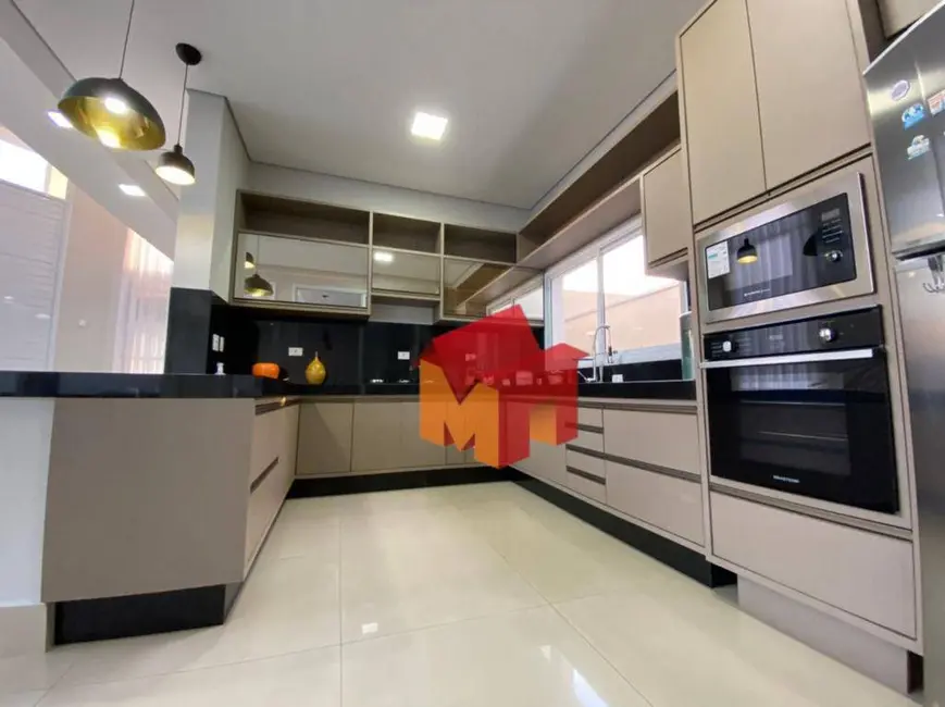 Casa de Condomínio com 3 quartos à venda, 430m2 em Loteamento Residencial Jardim dos Ipês Amarelos, Americana - SP - imagem 4 Foto 4 de Casa de Condomínio com 3 quartos à venda, 430m2 em Loteamento Residencial Jardim dos Ipês Amarelos, Americana - SP