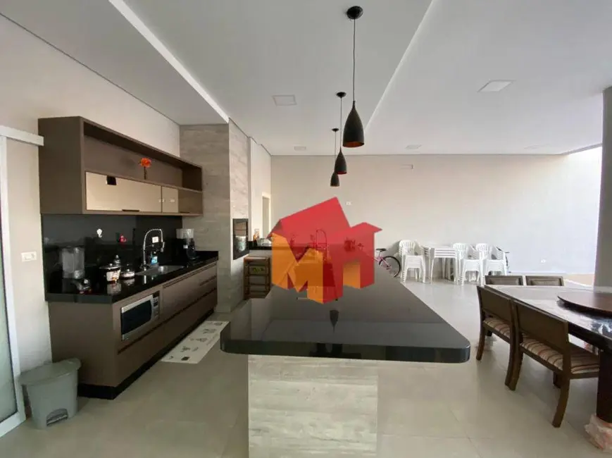 Casa de Condomínio com 3 quartos à venda, 430m2 em Loteamento Residencial Jardim dos Ipês Amarelos, Americana - SP - imagem 9 Foto 9 de Casa de Condomínio com 3 quartos à venda, 430m2 em Loteamento Residencial Jardim dos Ipês Amarelos, Americana - SP