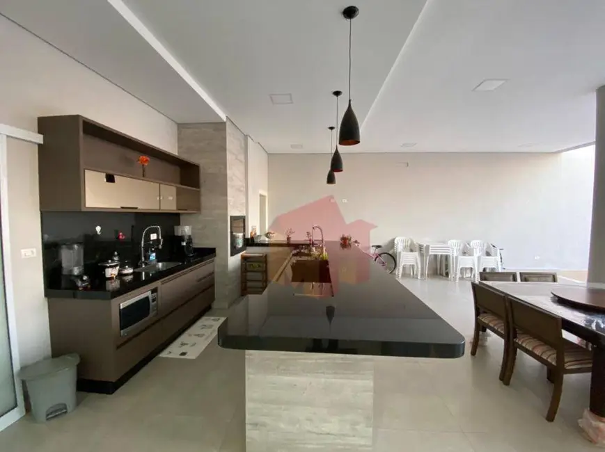 Casa de Condomínio com 3 quartos à venda, 430m2 em Loteamento Residencial Jardim dos Ipês Amarelos, Americana - SP - imagem 9 Foto 9 de Casa de Condomínio com 3 quartos à venda, 430m2 em Loteamento Residencial Jardim dos Ipês Amarelos, Americana - SP