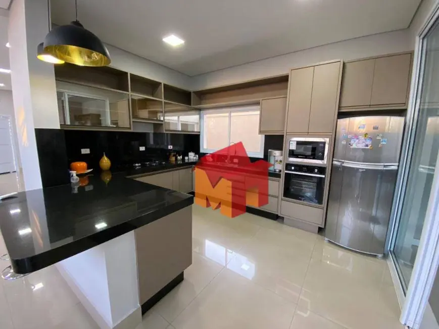 Casa de Condomínio com 3 quartos à venda, 430m2 em Loteamento Residencial Jardim dos Ipês Amarelos, Americana - SP - imagem 5 Foto 5 de Casa de Condomínio com 3 quartos à venda, 430m2 em Loteamento Residencial Jardim dos Ipês Amarelos, Americana - SP